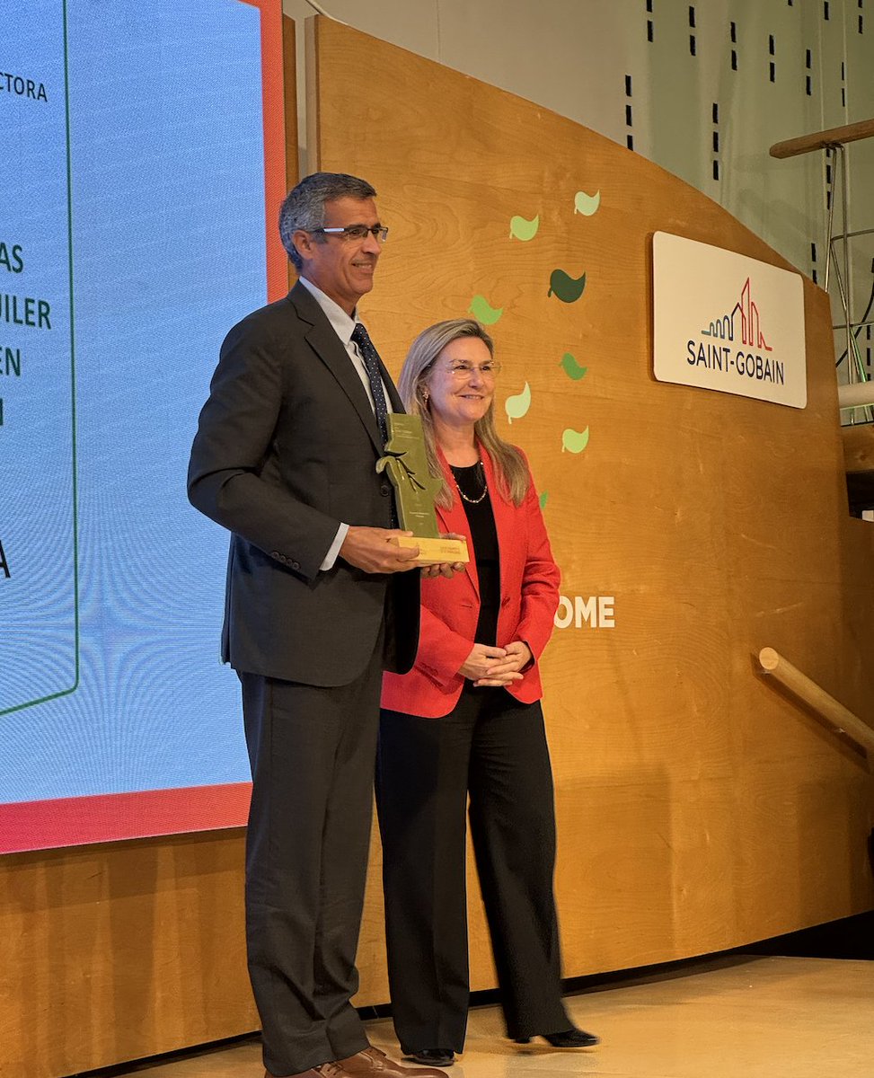 Saint-Gobain España tweet media