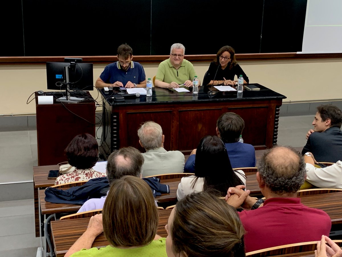 Filologia i Comunicació UB tweet media