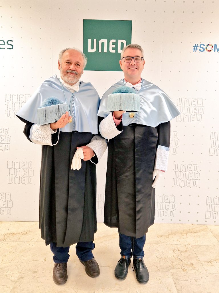 Guillermo Laín Corona 🏳️🌈 (@glaincorona) on Twitter photo Muy contento en la toma de posesión como catedrático en <a href="/UNED/">UNED</a>, estupendamente acompañado por <a href="/RubnChacn3/">Rubén Chacón</a>, como padrino y decano de <a href="/uned_filologia/">UNED_Filología</a>. 😃 Muy contento en la toma de posesión como catedrático en <a href="/UNED/">UNED</a>, estupendamente acompañado por <a href="/RubnChacn3/">Rubén Chacón</a>, como padrino y decano de <a href="/uned_filologia/">UNED_Filología</a>. 😃