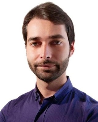 Albertopugilat's tweet photo. Se llama Jorge Iván Pérez Peña y es el psicólogo de Tenerife que han detenido hoy en una red de pederastia por prostituir a niños menores.

Está vinculado a Podemos y era potencial activista de izquierda en las Islas Canarias.

Los medios, por lo que sea, pixelan su rostro. https://t.co/eocvLMF8UU