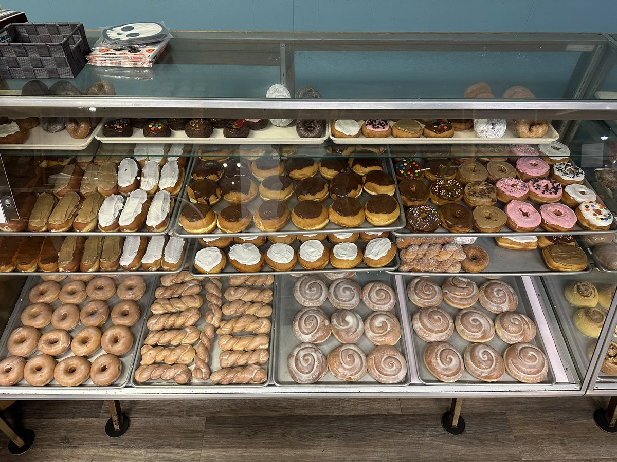 Liebermann’s And Beyond Bakery tweet media