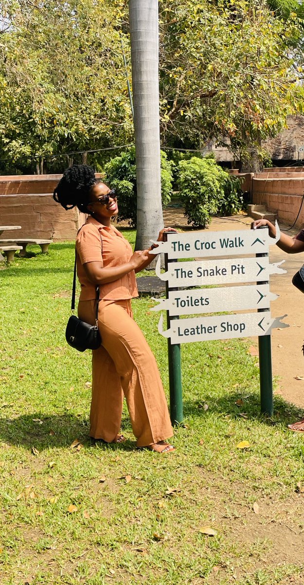 Yvonne_Maphosa's tweet image. Crocodile Farm 🐊

In hindsight, I should have worn Lacoste 😝

#TravelZimbabwe 🇿🇼