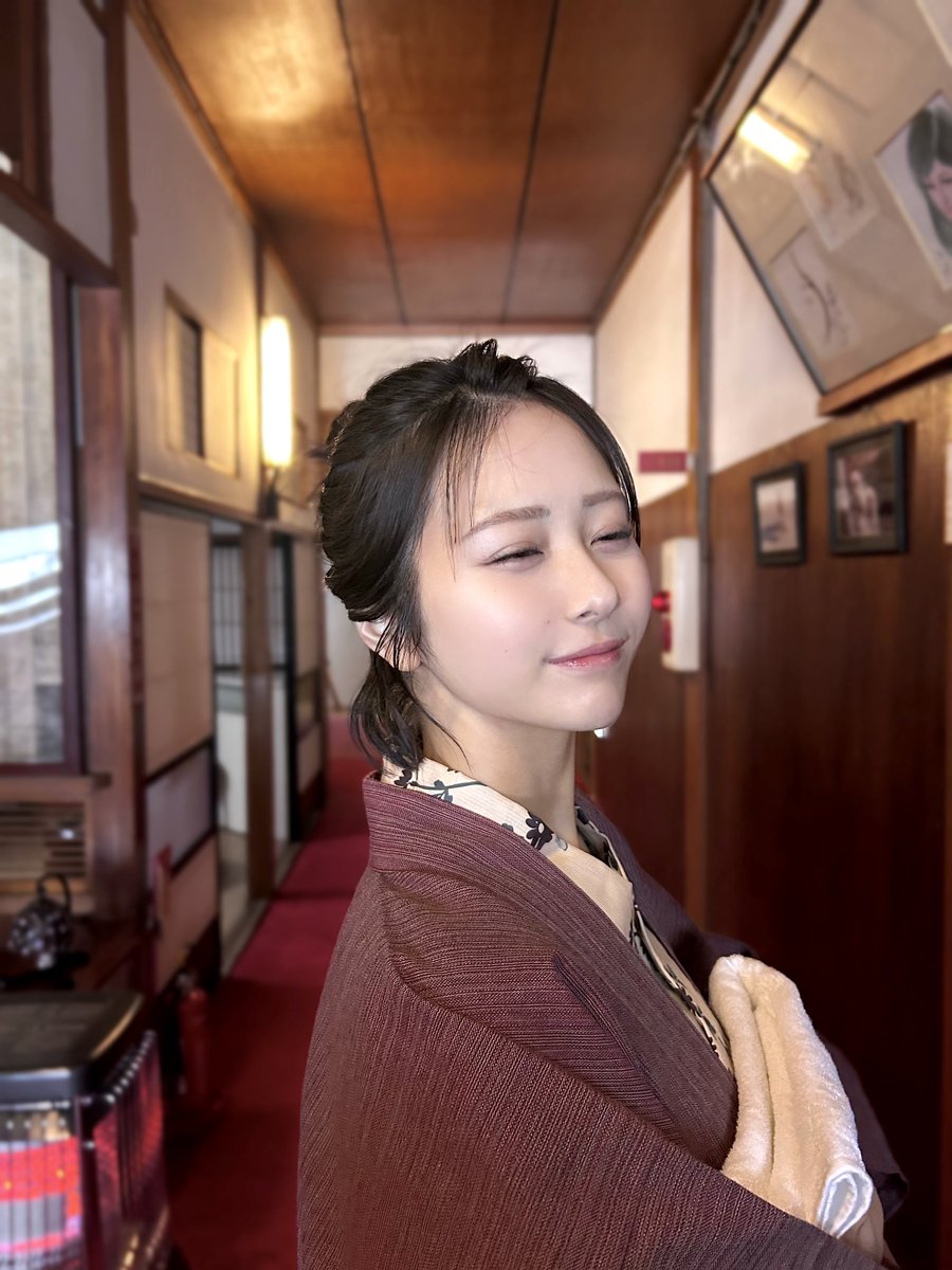 尾木波菜1st写真集『おぎはな』【公式】 (@ogihana_1stpb) / Posts / X