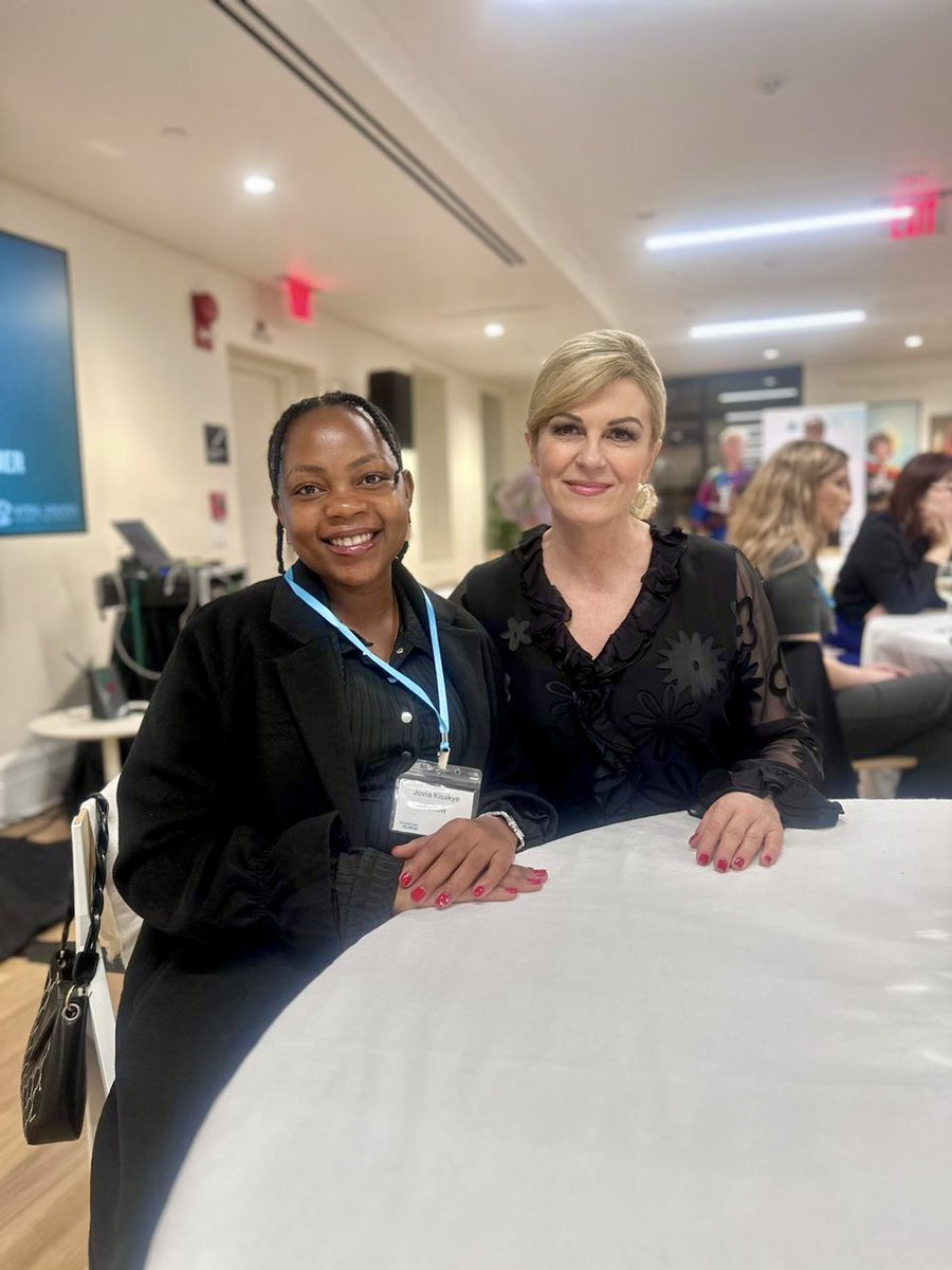 Arrived in #WashingtonDC for <a href="/VitalVoices/">Vital Voices</a> fellowship

The program brings together women leaders to build skills, exchange ideas, and foster cross-sector collaboration

PS: I shared an incredible moment with H.E Kolinda Grabar-Kitarović - the former president of Croatia