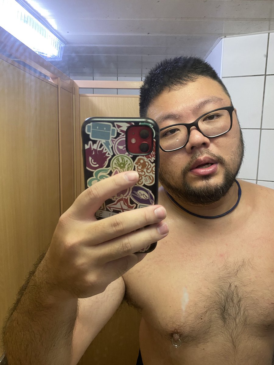 “較濕節”最後一張
上個廁所就這樣了
地板上都是滴下去的汗…