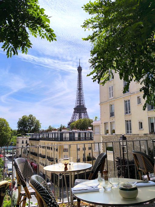 Paris_all_about's tweet image. This perspective on the tower was captured beautifully from a terrace setting. Take a moment to appreciate this stunning view shared by @jean_neymar2631.
#EiffelTower #Paris #France #takeonthetower