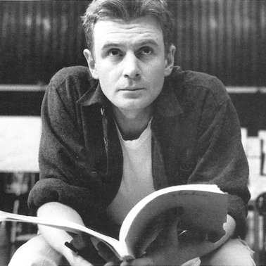 cedwardsdaily's tweet image. Happy Birthday to Mr Charles Edwards, our Celebrimbor 🥹✨️

#TheRingsOfPower