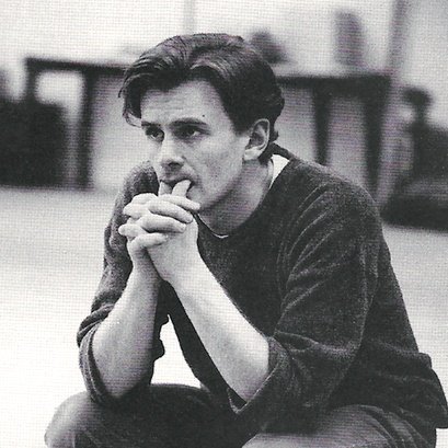 cedwardsdaily's tweet image. Happy Birthday to Mr Charles Edwards, our Celebrimbor 🥹✨️

#TheRingsOfPower