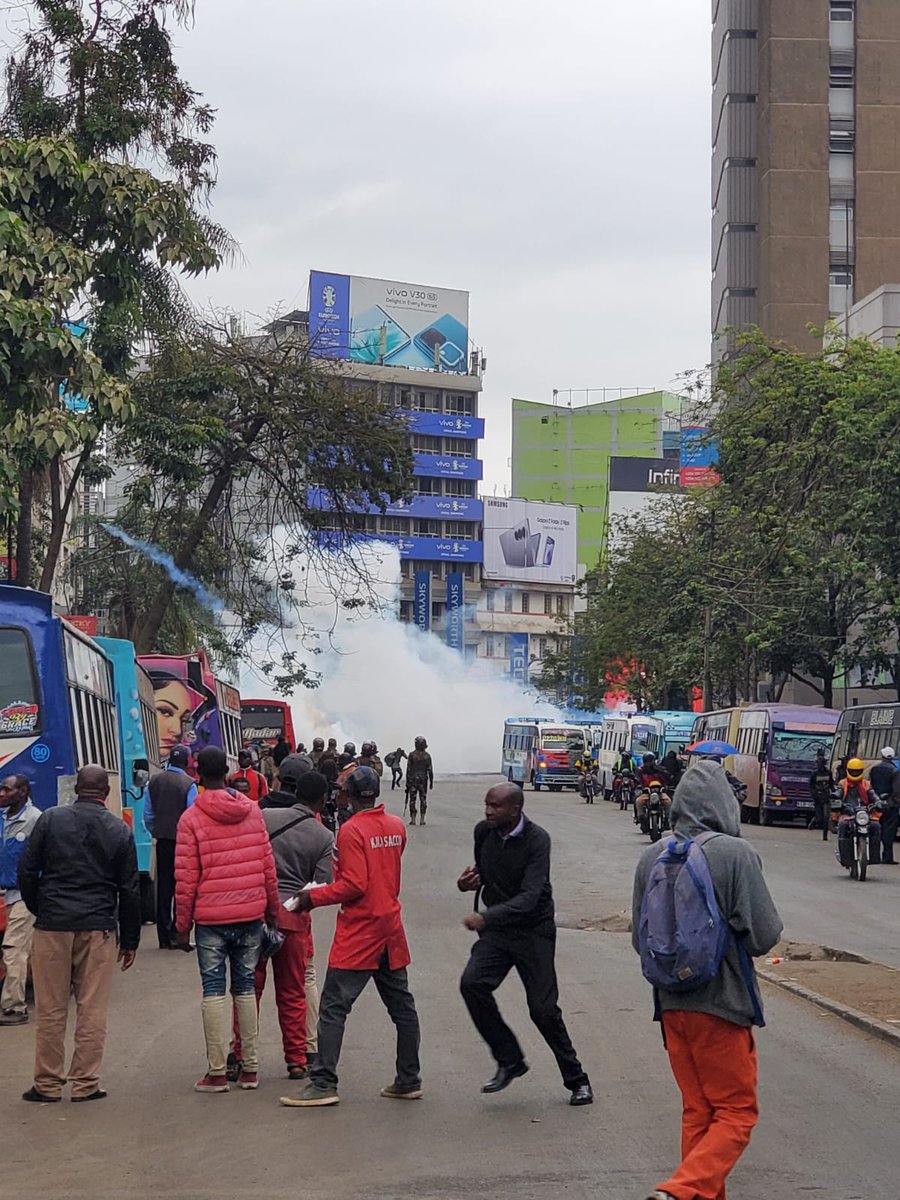 Current situation Nairobi CBD retweet widely 
#FreeKebasoMorara