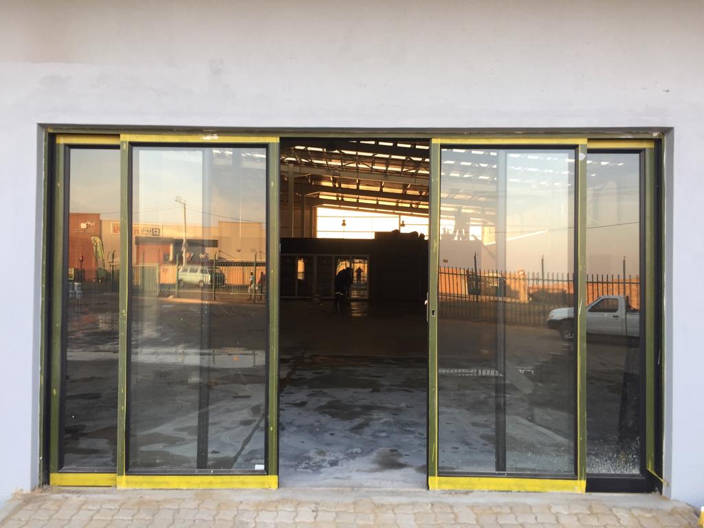 MathevulaIsaac's tweet photo. If you have a building project looking for aluminium windows and doors please contact us on the following details 0814648128 Mathevulaisaac08@gmail.com https://t.co/ZuSu6SV7tk
