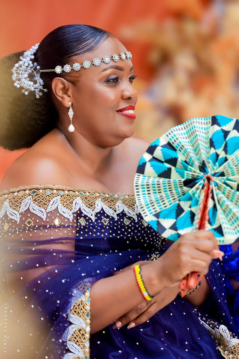 creativephoto12's tweet photo. Congratulations Ritah 🥳🥳

Book us for all your photography needs on +256 773 918 929 https://t.co/1srFtRujh0