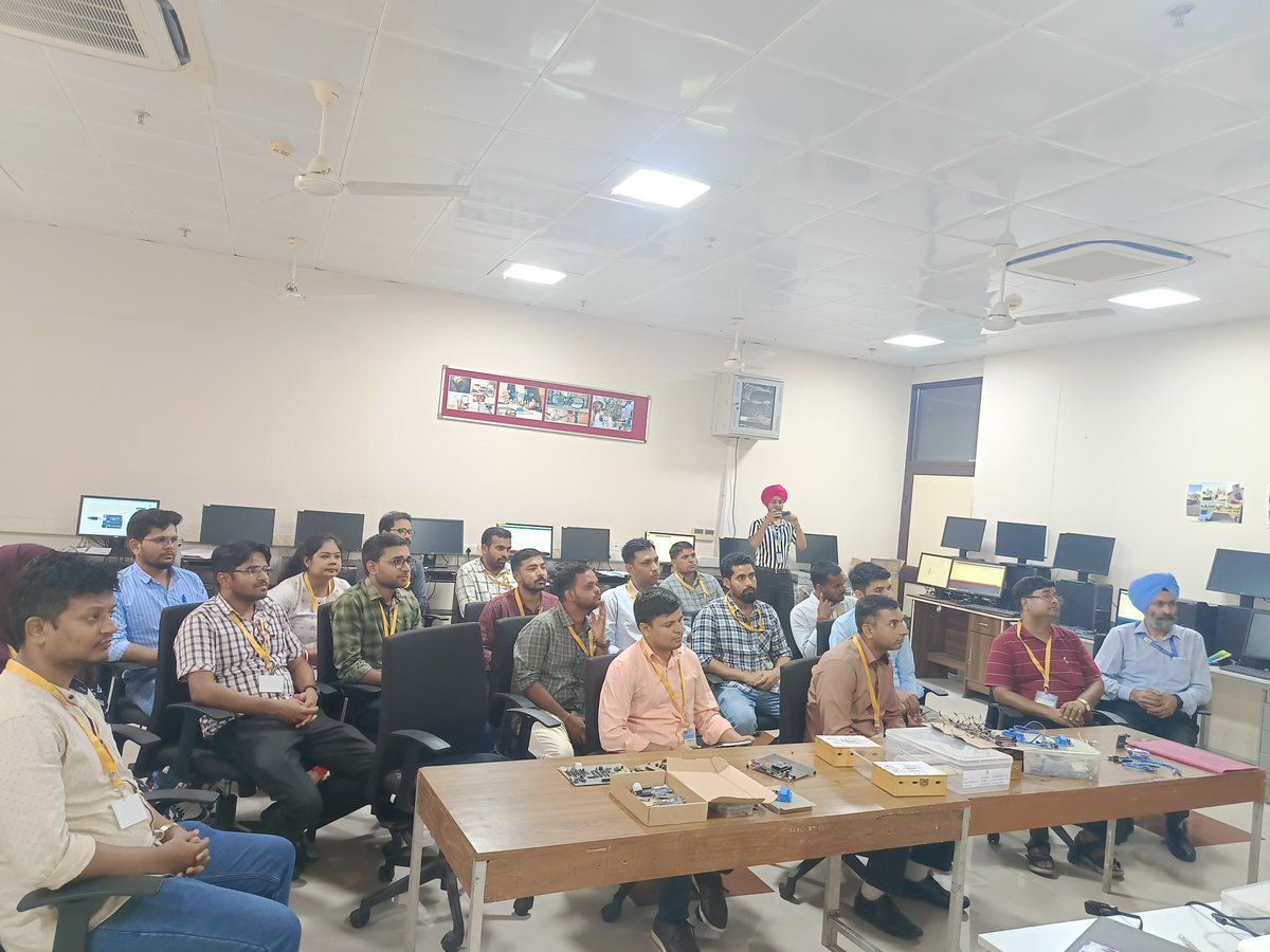 CHD_NIELIT's tweet photo. A one week residential batch of 20 officials of Defence Research Development Organisation (DRDO) commenced on 23rd September, 2024 in "Embedded System Design and Application" in National Institute of Electronics and Information Technology (NIELIT) Ropar.
#DRDOIndia
#NIELIT https://t.co/IyecDusBDg