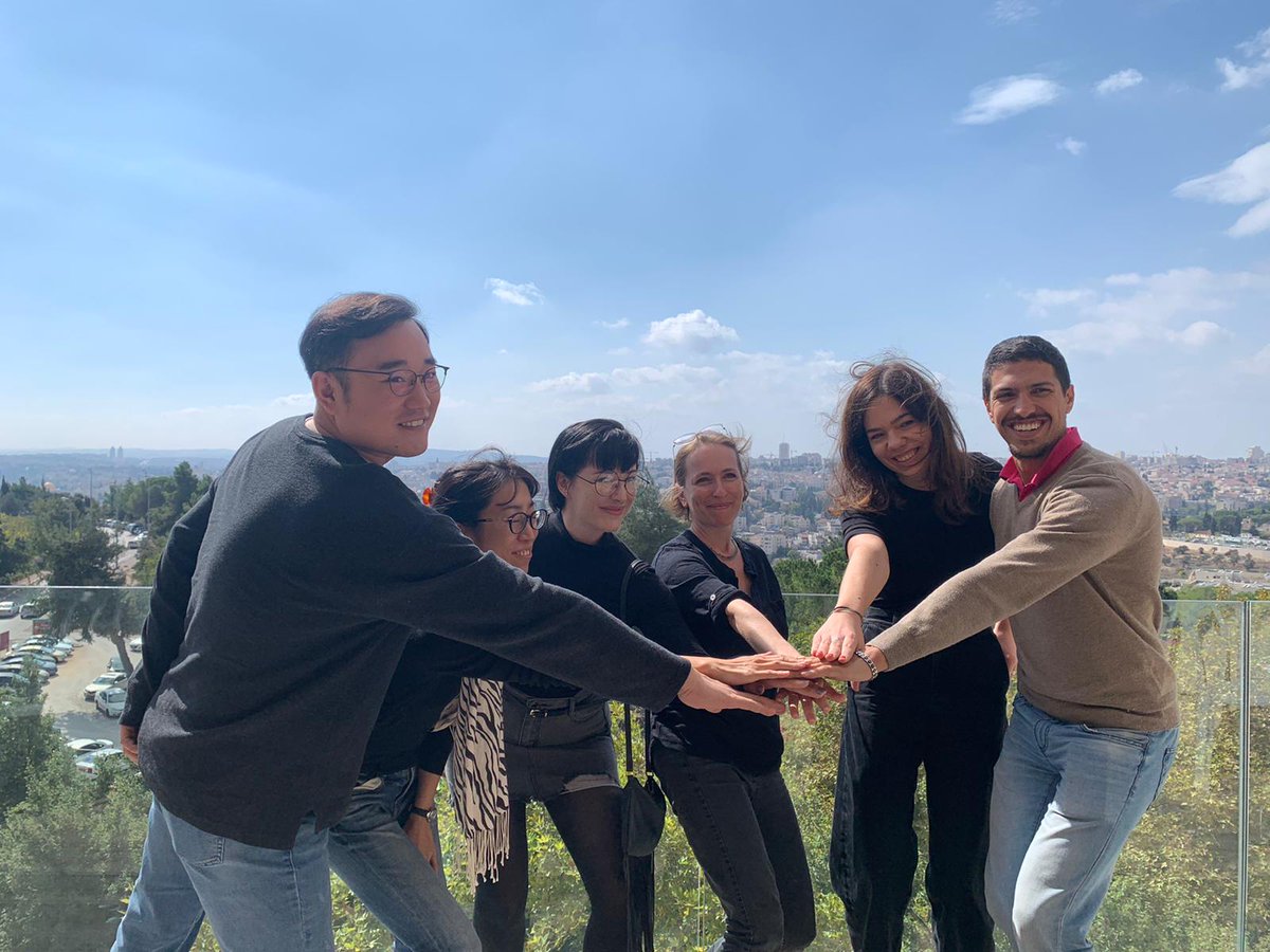 Rebecca Scharlach tweet media