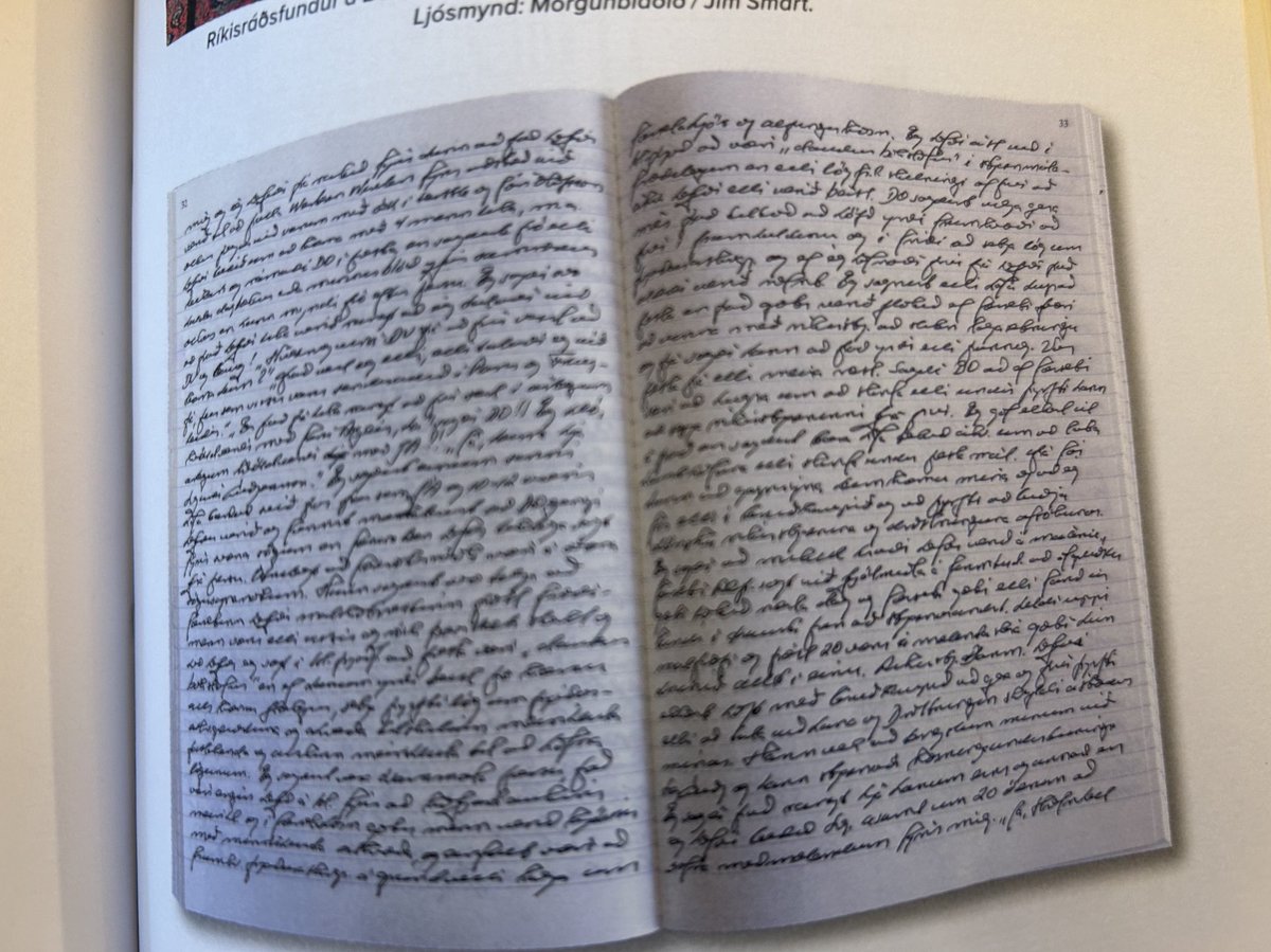 ORGrimsson's tweet photo. In the new book I publish extensive diary entries showing how I reached the decisions to refer these laws to national referendum. The nation turned them down. Voted in #Icesave overwhelmingly NO! Led to severe confrontations with the Governments of the time. https://t.co/RsnuFrjJhu