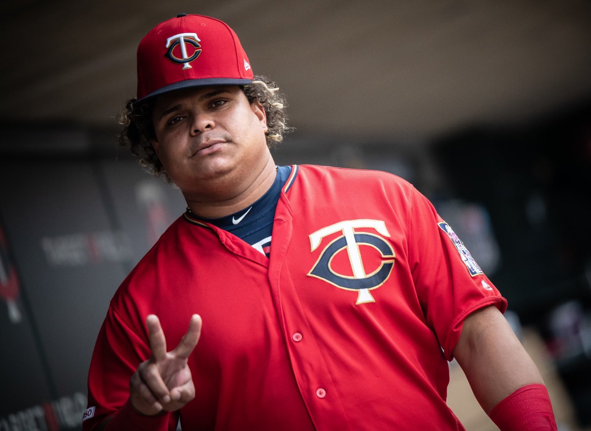 thetwinsguy's tweet photo. Royce and Correa taking shots at each other? Royce making negative public comments towards the organization?

This team needs a clubhouse leader who will not stand for this sort of garbage. Someone who has no interest in anything but excellence. 

Bring our boy home. #MNTwins https://t.co/JvWb8PVvzW