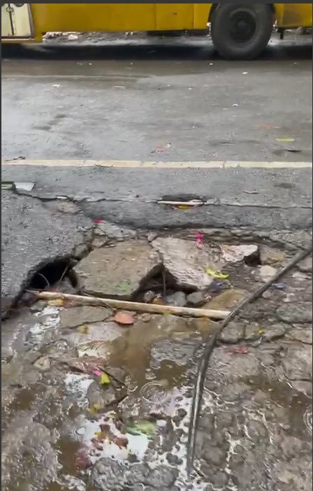 Ajay Govale (@govaleajay) on Twitter photo Part of footpath at entrance of our building- Om Gajanan CHS, near Vani Vidyalay school, JN Road, Mulund West is damaged. We have reported this matter to the ward previously. Please repair this urgently to avoid any untoward incident
<a href="/mybmcWardT/">Ward T BMC</a> <a href="/mybmc/">माझी Mumbai, आपली BMC</a> <a href="/mumbaimatterz/">मुंबई Matters™🇮🇳</a> Part of footpath at entrance of our building- Om Gajanan CHS, near Vani Vidyalay school, JN Road, Mulund West is damaged. We have reported this matter to the ward previously. Please repair this urgently to avoid any untoward incident
<a href="/mybmcWardT/">Ward T BMC</a> <a href="/mybmc/">माझी Mumbai, आपली BMC</a> <a href="/mumbaimatterz/">मुंबई Matters™🇮🇳</a>