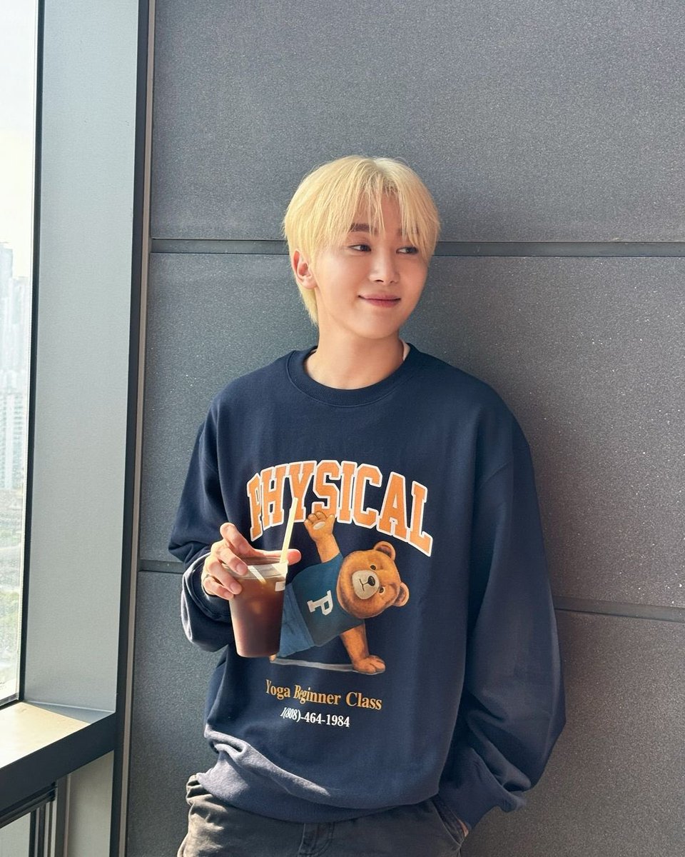 241001 pledis_boo instagram post #승관 

🍊 as long as october is okay too
