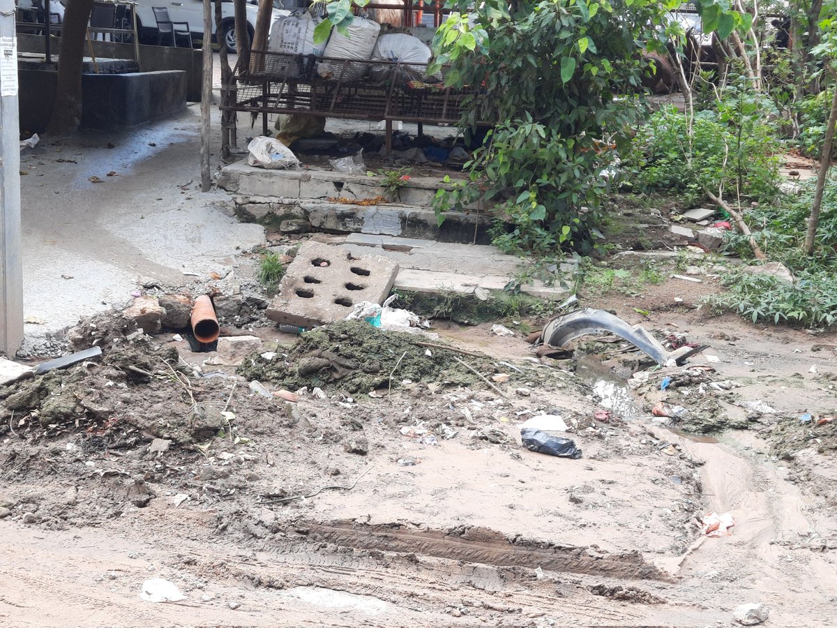 Responsible Citizen ๐ฎ๐ณ (@rti_social_hyb) on Twitter photo Requesting <a href="/Ae_attapur61/">AE_ Attapur Division (Ward.No.61)</a> Sir to deploy a MET team for desilting the trash from Ushodaya Hospital till N.M Guda X Road.Catch-pit is choked completely Loc maps.app.goo.gl/kNB1thnjJBu11eโฆ
<a href="/vinay_vangala/">Vinay Vangala #SaveHCUBioDiversity</a>
<a href="/Citizen_TS/">TGCitizen</a> Requesting <a href="/Ae_attapur61/">AE_ Attapur Division (Ward.No.61)</a> Sir to deploy a MET team for desilting the trash from Ushodaya Hospital till N.M Guda X Road.Catch-pit is choked completely Loc maps.app.goo.gl/kNB1thnjJBu11eโฆ
<a href="/vinay_vangala/">Vinay Vangala #SaveHCUBioDiversity</a>
<a href="/Citizen_TS/">TGCitizen</a>