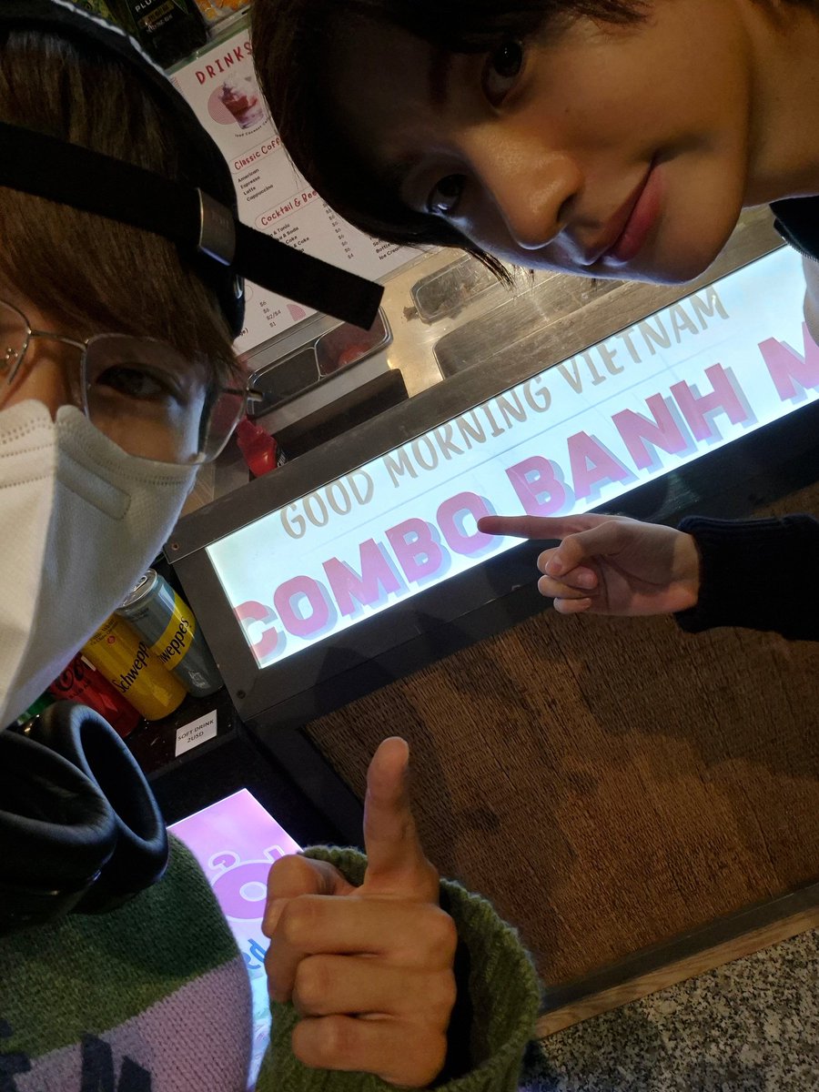 ASAS_archive's tweet image. 241001 🦦 ㅇㅂㅅ