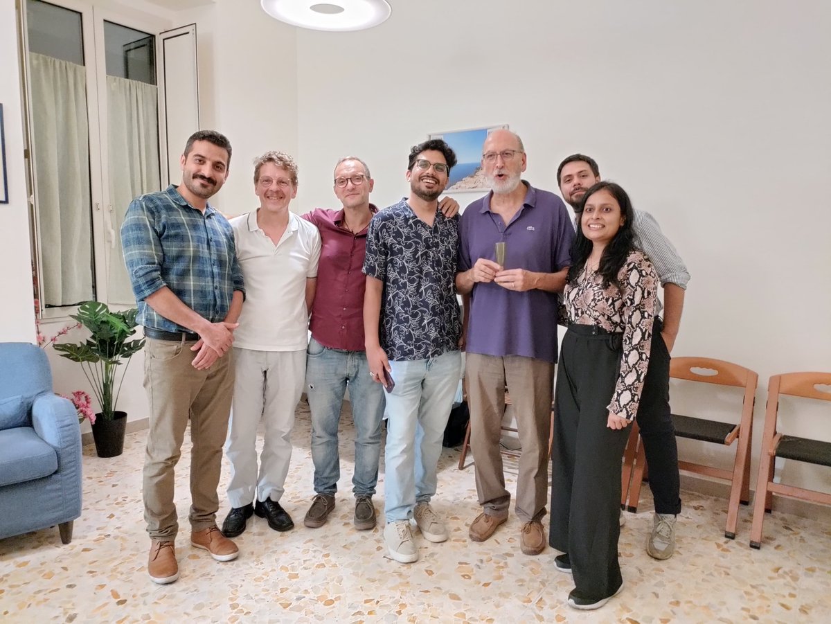 Raffaele Pastore ๐ท๐บ๐ณ๏ธโ๐๐บ๐ฆ (@raphaelpastore) on Twitter photo Last friday night...celebrating my birthday and tenured professorship (with a few months delay) with our group of Statistical Mechanics of Soft Materials <a href="/UninaIT/">Unina Federico II</a> and a very special guest...๐พ๐พ๐พ Last friday night...celebrating my birthday and tenured professorship (with a few months delay) with our group of Statistical Mechanics of Soft Materials <a href="/UninaIT/">Unina Federico II</a> and a very special guest...๐พ๐พ๐พ