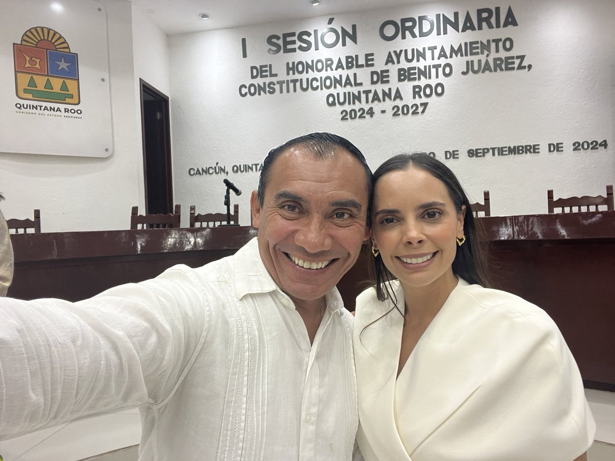RogerCaceres's tweet photo. Muchas felicidades mi estimada amiga y presidenta de Benito Juárez @anapatyp @AytoCancun https://t.co/mRc8RjlfLx