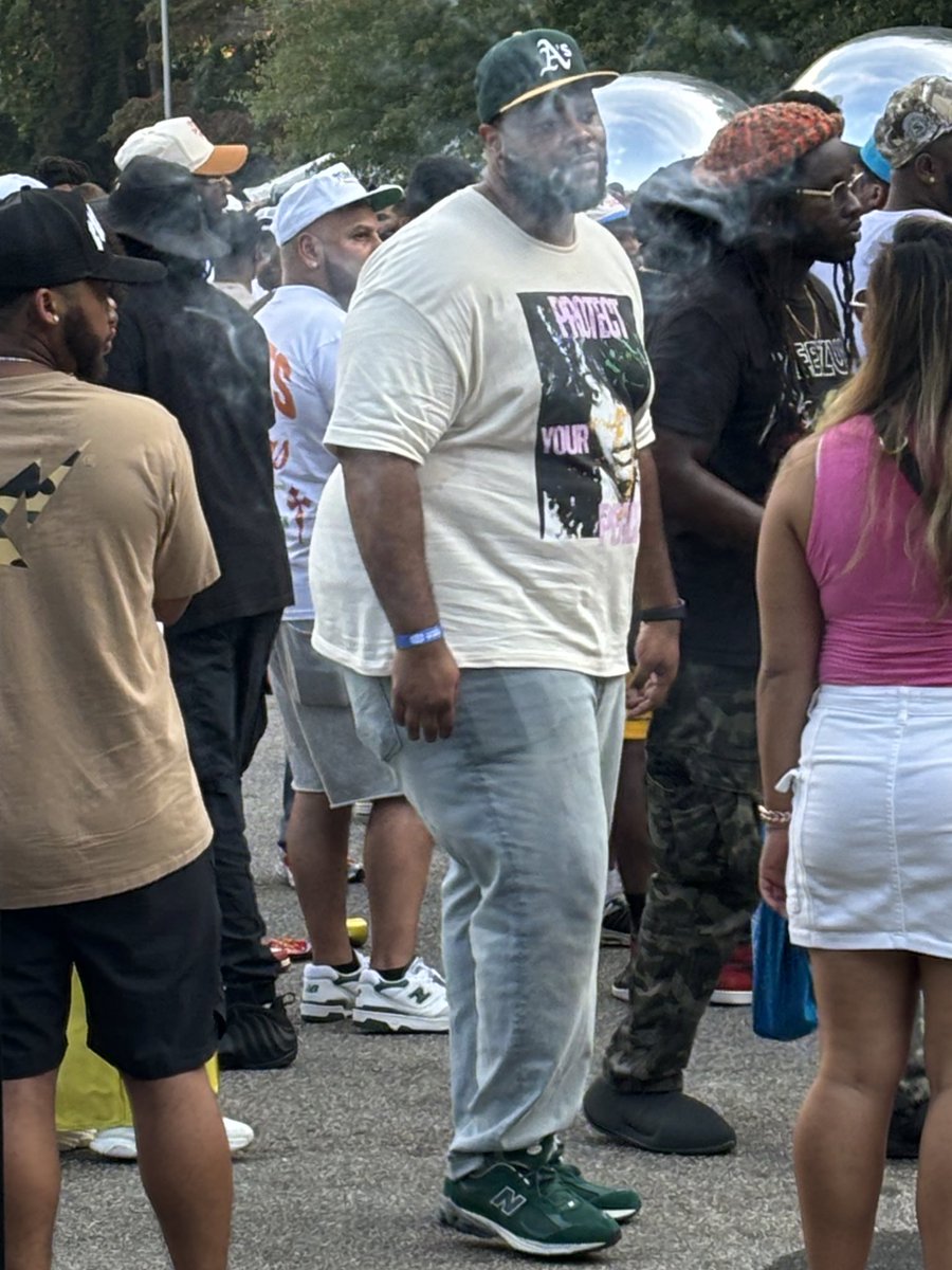 thethickerOne's tweet image. Big &amp;amp; Tall for the Win 😍🫠