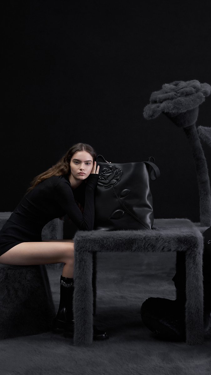 Blvck Paris (@blvckparis) on Twitter photo BLVCK’s iconic rose meets CHARLES & KEITH. Explore the collection now, exclusively on CHARLESKEITH.COM
<a href="/Charles_Keith/">Charles_Keith</a>
#CharlesKeithxBLVCK BLVCK’s iconic rose meets CHARLES & KEITH. Explore the collection now, exclusively on CHARLESKEITH.COM
<a href="/Charles_Keith/">Charles_Keith</a>
#CharlesKeithxBLVCK