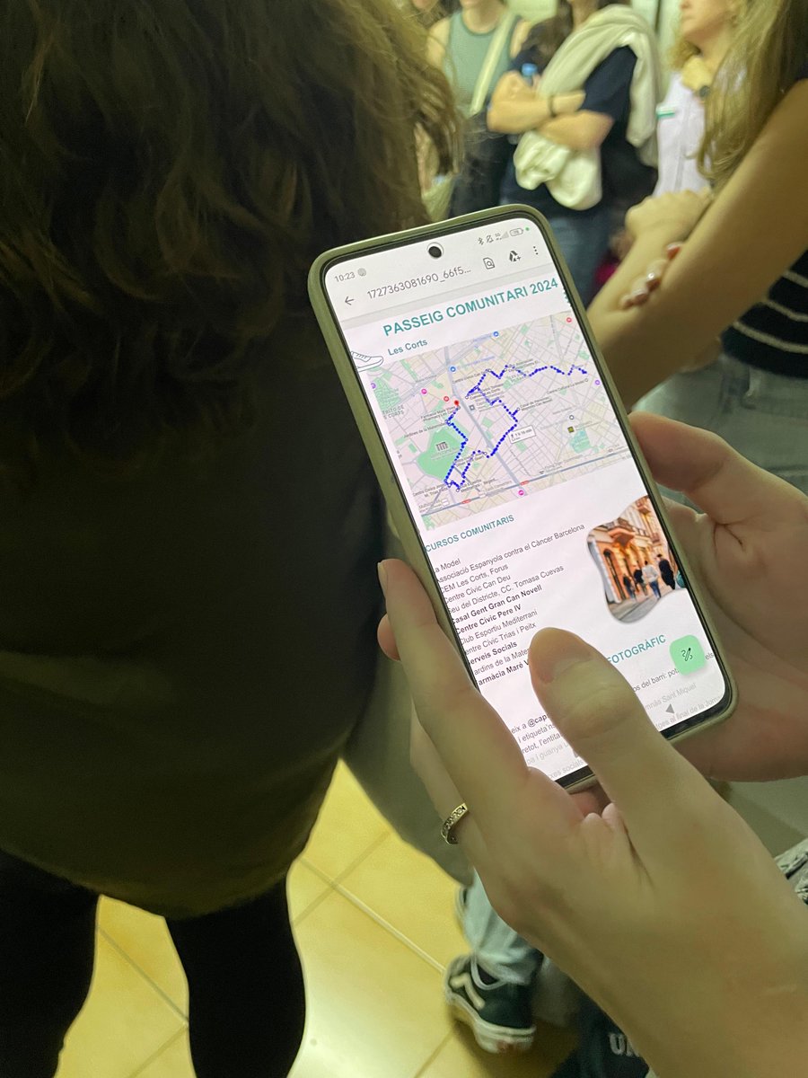 CAPSBEsq's tweet photo. Celebrem la 3a edició del #PasseigComunitari del #CAPSBE, un recorregut per les entitats del barri per conèixer de primera mà els recursos comunitaris prop de la zona geogràfica del #CAPComteBorrell, #CAPCasanova i el #CAPLesCorts
+Info👇
https://t.co/T3J7yitybU
#residentsCAPSBE https://t.co/F9CVBS6uMG