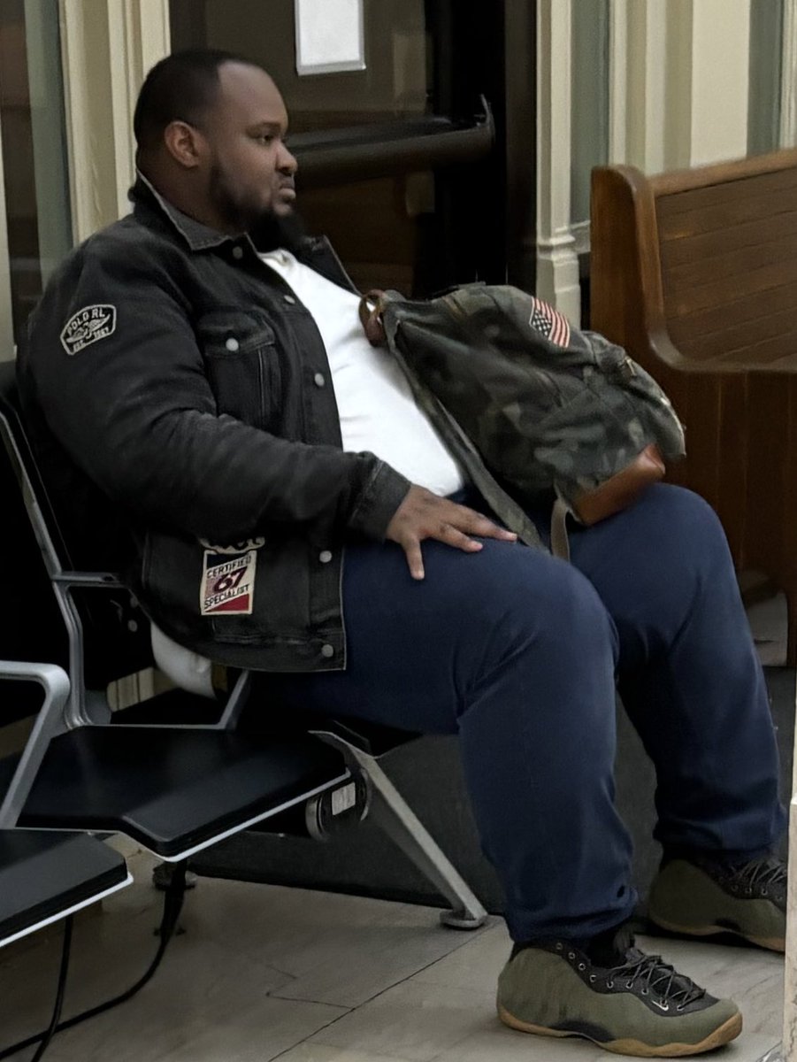 thethickerOne's tweet image. The thicker the better right? 🤤🫠