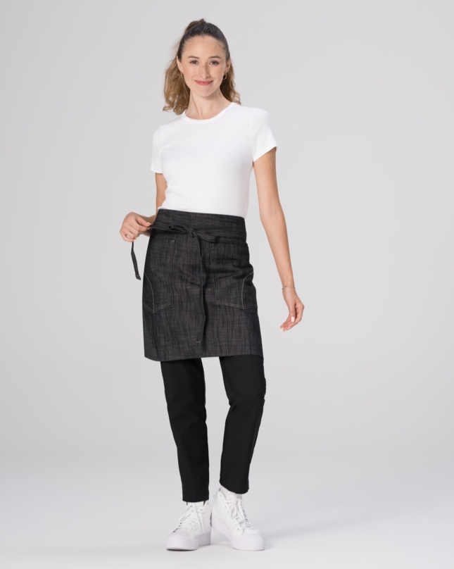 ChefWorksNBL's tweet image. De Corvallis Bistro Denim Apron is een favoriet onder obers, bediening en barmannen omdat hij functioneel en modieus is. Ook chefs zijn er dol op omdat hij goed combineert met koksjassen en duurzaam is gemaakt. 
#Findthefork #Chefwear #Chefclothes