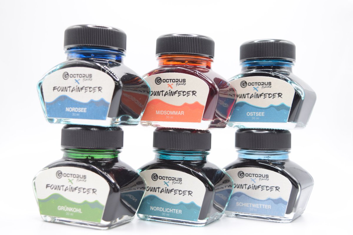 Fountainfeder x Octopus
The secret is finally out - I got my own ink set 🎉🎉💯
Six all new colours handpicked and named exclusive to Fountainfeder, produced by Octopus Fluids in Germany.
✒️ Nordsee
✒️ Ostsee
✒️ Nordlichter
✒️ Schietwetter
✒️ Midsommar
✒️Grünkohl