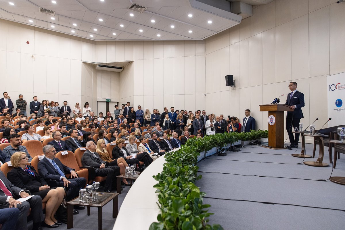 Alexander Stubb tweet media