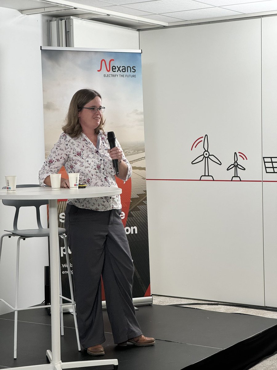 Nexans_'s tweet image. 🌊 Latest findings: Microplastics are omnipresent in the Atlantic Ocean. With smaller particles, the concentration increases dramatically—up to 62.8 MP/m³ in the smallest size fraction! #OceanCalling #MicroplasticCrisis #ScienceInAction