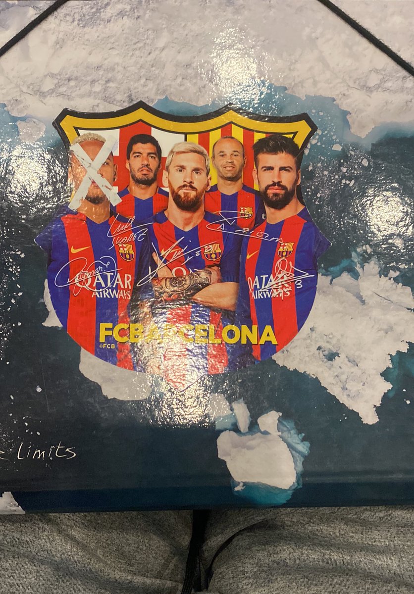blackk00_'s tweet photo. top mejor carpeta que tuve en la uni hhhh https://t.co/enfJFwSSEP
