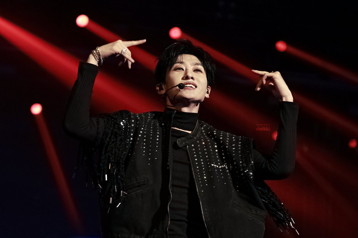 dalkki0404's tweet photo. 240928 D&amp;E ECLIPSE CONCERT  

@AllRiseSilver
#은혁 #EUNHYUK 
#슈퍼주니어DnE #SuperJuniorDnE https://t.co/1HkxQmAwTr