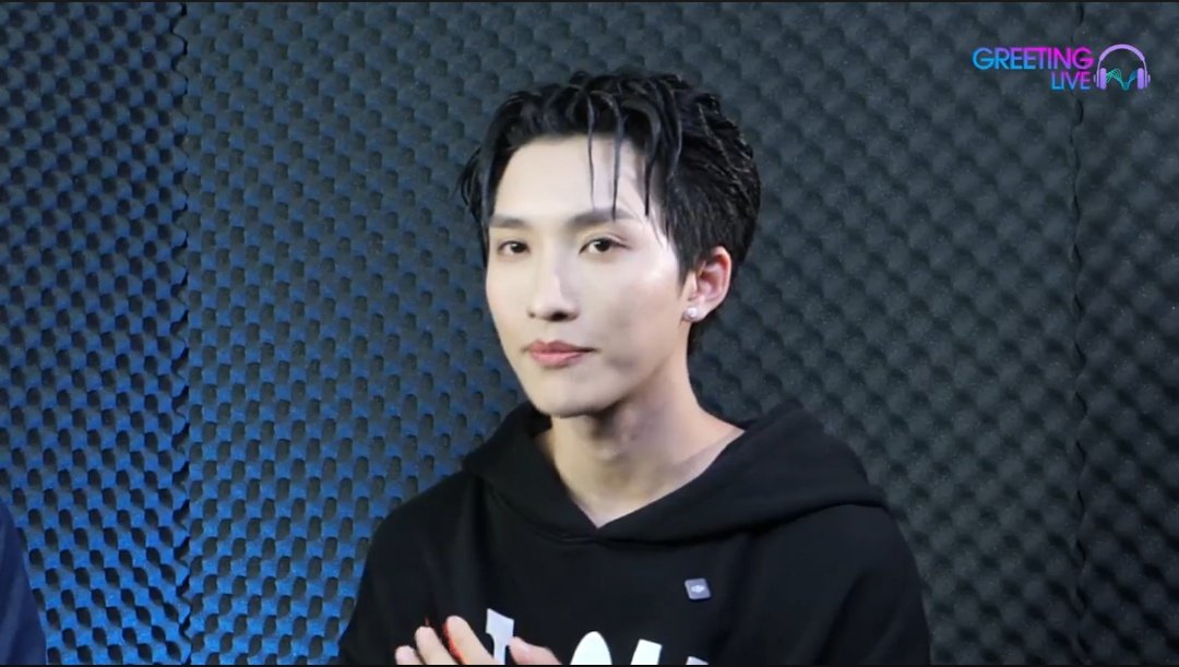 BossNoeulRussia's tweet photo. Interview with S2.
Heart-to-heart conversations about how the song was created - No Ticket For Haters.

NTFH S2
#สีสันบันเทิงxS2 https://t.co/yubtuzHv30
