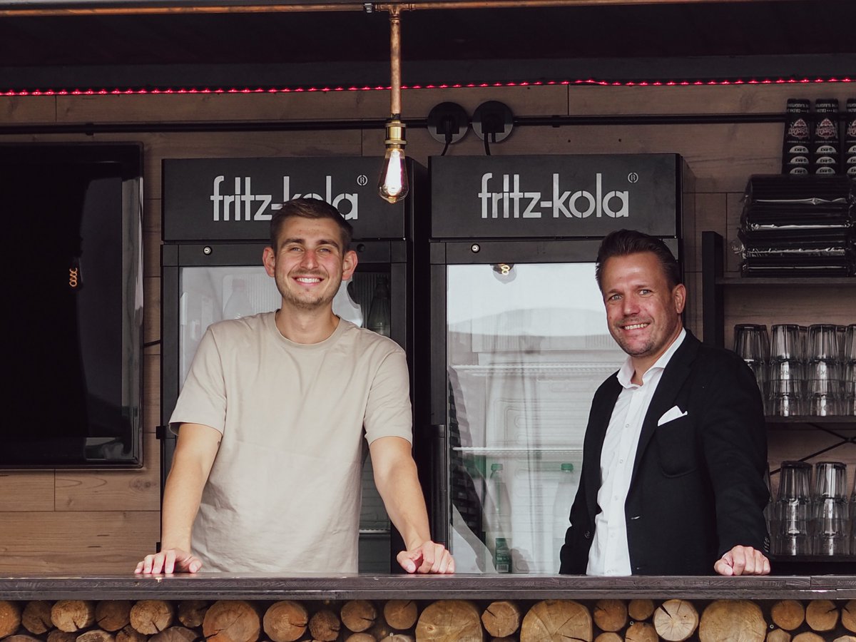 Neuer Podcast🎙️🎉! Unser Pressesprecher Sebastian Hertelt hat mit Björn Retzbach von RKS in Garbsen über seine Erfolge bei der Ausbildung gesprochen! Unbedingt anhören - zum Beispiel hier auf <a href="/SpotifyDE/">SpotifyDE</a> ➡️open.spotify.com/episode/6l1V9r…

<a href="/dashandwerk/">Das Handwerk</a> @hwk_hannover