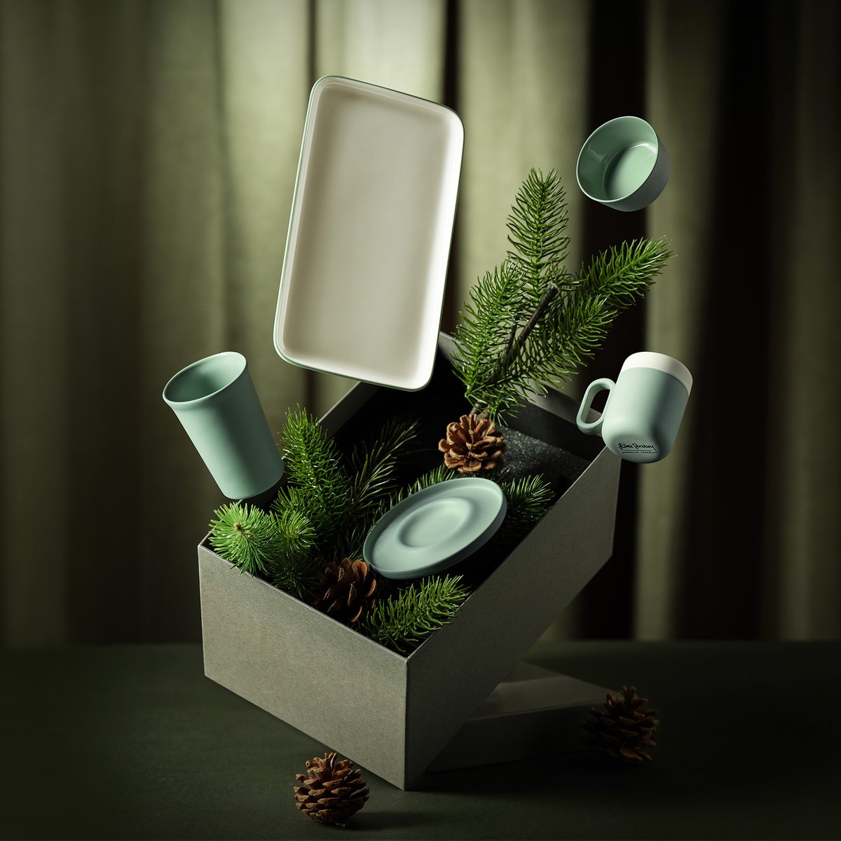 EsmaDereboy's tweet image. The Harmonious Refresh Collection brings the vibrant colours of nature into your home, symbolizing renewal and freshness with the stunning harmony of
nile and ivory. 

#esmadereboyporcelain #esmadereboy #handmadeporcelain