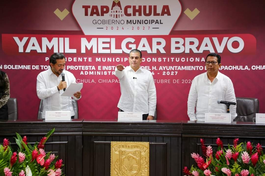 Dorianscott17's tweet photo. La Perla del #Soconusco ya tiene #PresidenteConstitucional esta madrugada @yamilmelgar tomó protesta como Alcalde para el periodo 2024-2027 "Vamos a transformar con Voluntad a Tapachula". @PartidoMorenaMx @MorenaChiapas_ https://t.co/QxdxA18HI3