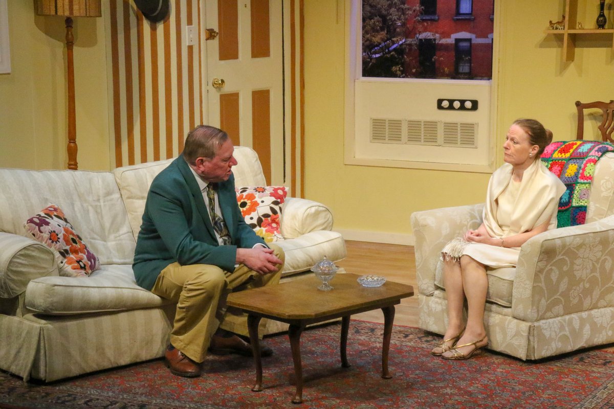 A little Tuesday cheer from our Last of the Red Hot Lovers run!

🎟️ ticketsource.co.uk/whats-on/winch… 🎟️

📷: Rob James

#RedHotLoversAtTheChesil