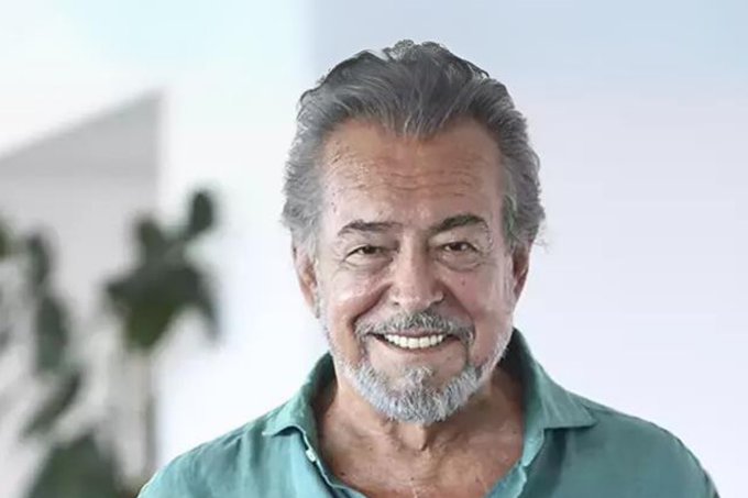 Değerli gazeteci ve yazar Güneri Cıvaoğlu’nun vefatını derin bir üzüntüyle öğrenmiş bulunuyoruz. Kendisine Allah’tan rahmet, ailesine ve sevenlerine başsağlığı diliyoruz.

Üstün Dönmez
Kırkağaç Belediye Başkanı