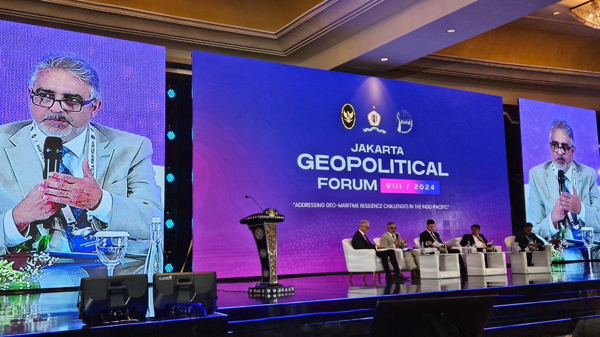 Very insightful discussions at the 8th #JakartaGeopoliticalForum 2024! A key need for real-time coordination and communication in the #IndoPacific was highlighted. #IORIS stands as a solution, boosting maritime security and safety by bridging communication gaps #MaritimeSecurity