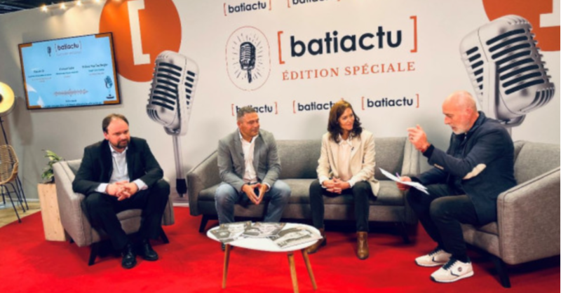 saintgobain's tweet photo. [#Evenement]
♻️ A @Batimat 2024, l'économie circulaire dans le bâtiment est au cœur des échanges.
🏗️ #SaintGobain s'engage à offrir des solutions durables pour réduire l'impact environnemental.
✒️@Batiactu