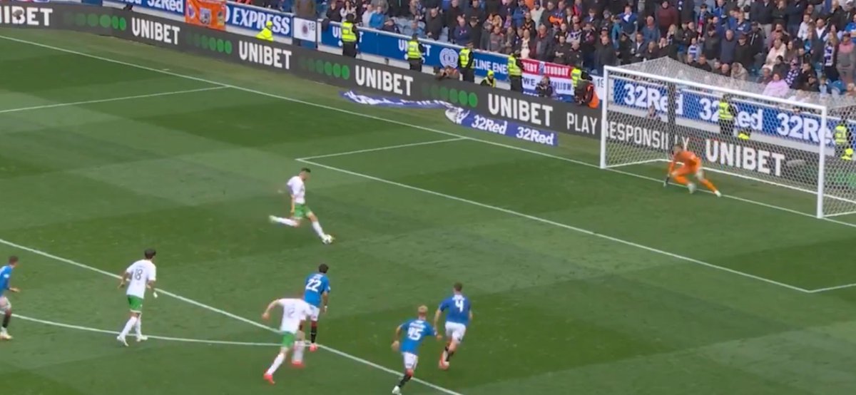 SallySinnerman's tweet photo. @Bairdric1 Ok so it’s JUST the player in the box it should have been retaken for then?? https://t.co/CSBTkuq0o2