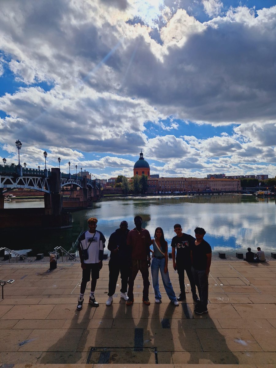 XARXA FP (@xarxafp_sg) on Twitter photo 🇫🇷🖼️✈️#BasicVET cultural activities @Erasmusplus <a href="/EuropaJoven/">Europa Joven Madrid</a> <a href="/fundaciobcnfp/">Fundació BCN FP</a> <a href="/PadrePiquer/">Padre Piquer</a>  <a href="/EdTbarcelona/">EscoladelTreball BCN</a> <a href="/agmundet/">Institut AG Mundet</a> <a href="/iestomvalmadrid/">IES Tomas y Valiente</a> 🇫🇷🖼️✈️#BasicVET cultural activities @Erasmusplus <a href="/EuropaJoven/">Europa Joven Madrid</a> <a href="/fundaciobcnfp/">Fundació BCN FP</a> <a href="/PadrePiquer/">Padre Piquer</a>  <a href="/EdTbarcelona/">EscoladelTreball BCN</a> <a href="/agmundet/">Institut AG Mundet</a> <a href="/iestomvalmadrid/">IES Tomas y Valiente</a>