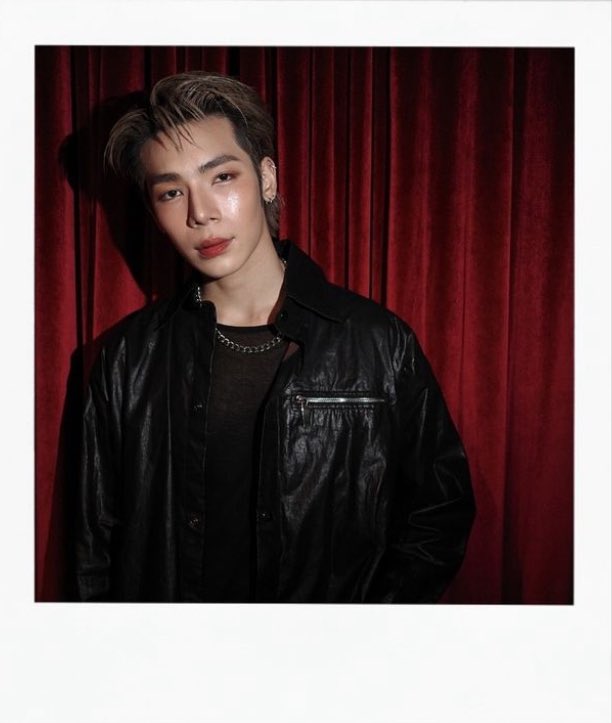 pivatebyme's tweet photo. หล่ออออออออ😭🫰🏻

#IDEALIVExATLAS 
🚀 ; #JetATLAST @JetPatpaiboon https://t.co/X32NJDEgAO