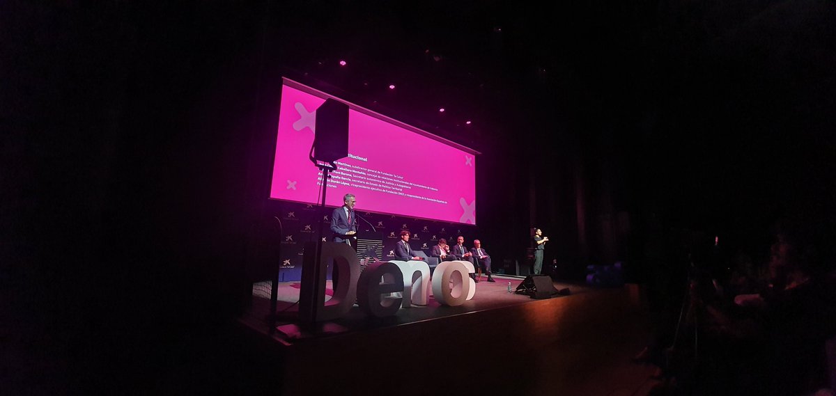 Inauguración <a href="/foro_demos/">Foro_Demos</a> con las instituciones <a href="/ArcadiSD/">Arcadi España García 🇪🇺🚴‍♂️</a> <a href="/JCcaballeroM/">Juan Carlos Caballero</a> José Luis Luis Font Alberto Durán <a href="/AEF_fundaciones/">AEF Fundaciones</a> <a href="/Fundacion_ONCE/">Fundación ONCE</a> Marc Simón <a href="/FundlaCaixa/">Fundación ”la Caixa”</a>