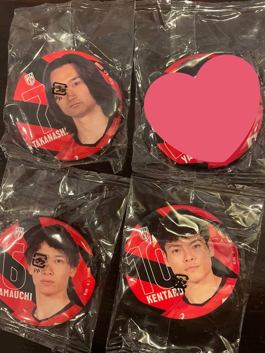 trihiki_non's tweet photo. 男子バレー 日本代表 日本代表男子バレー 龍神NIPPON バレー男子日本代表 缶バッチ

求 石川祐希、高橋藍＞定価➕送料

譲  高梨、高橋健太郎 、山内
       定価➕送料での買取

難しいとは思いますがお気軽にお声がけ下さい👶🏻ྀི🤍 https://t.co/PoKGyrMnaD