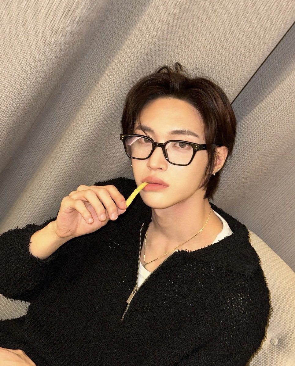 wonbin pics tweet media