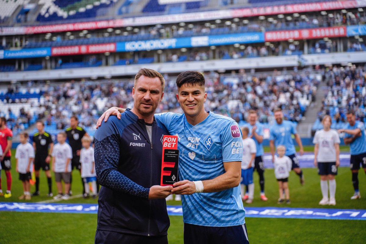 Muchas gracias por este premio🩵 Seguimos 💫🙏🏻🦾